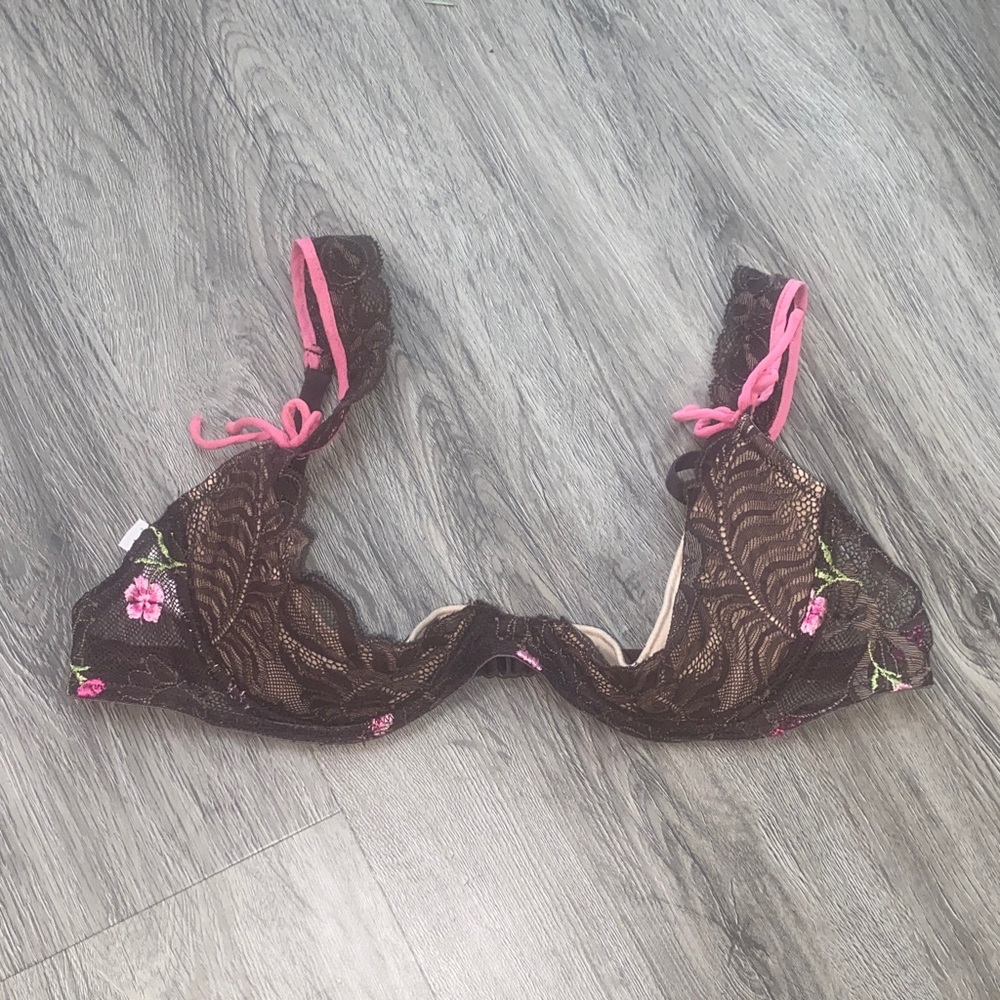 Victoria's Secret Brown Lingerie Lace Bra with Pink Details